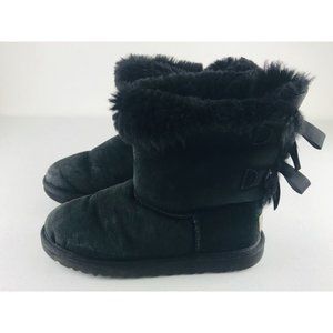 UGG Australia Bailey Bow‎ 3280 Black Suede Winter Boots Round Toe Size 4